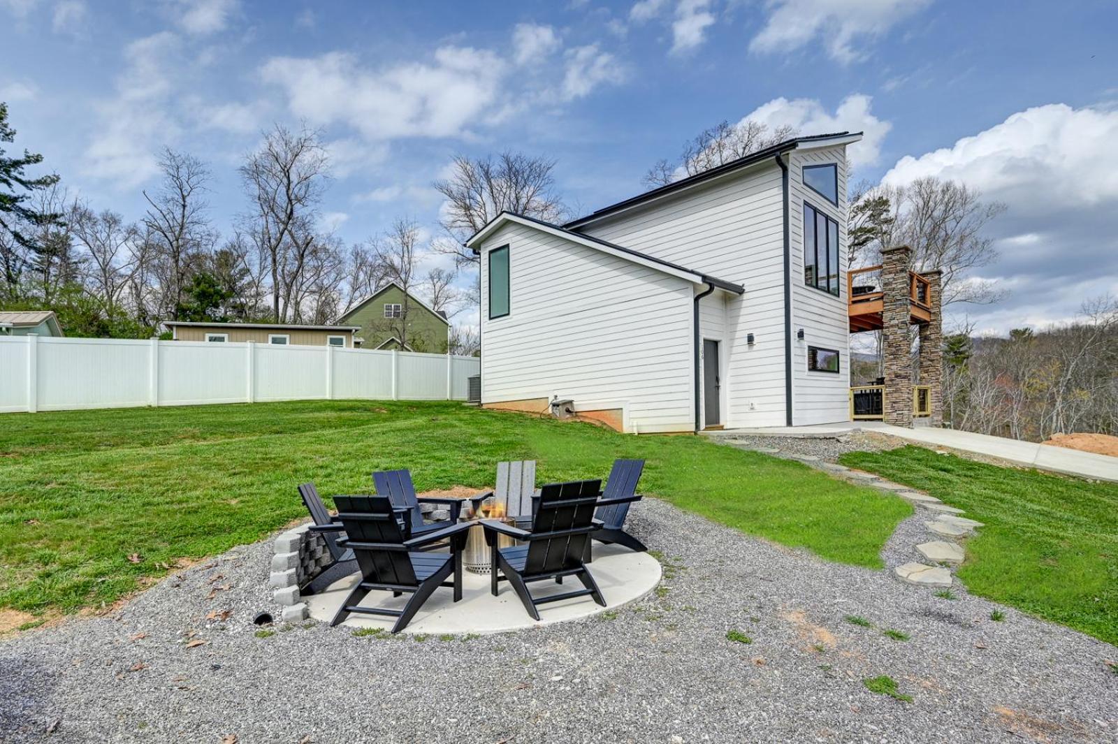Вилла Mon Tresor, Modern Mountain Views With Deck Weaverville Экстерьер фото