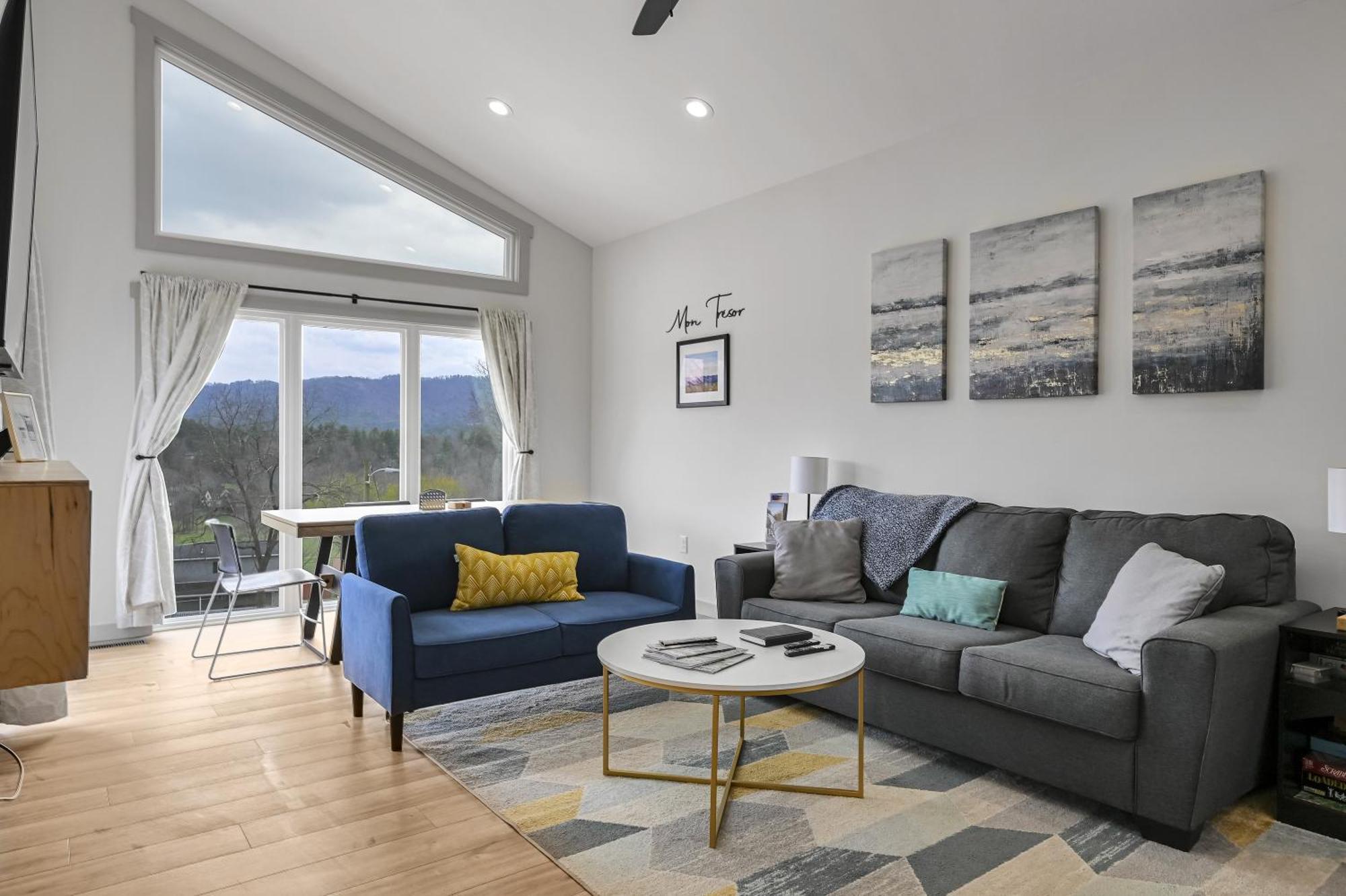 Вилла Mon Tresor, Modern Mountain Views With Deck Weaverville Экстерьер фото