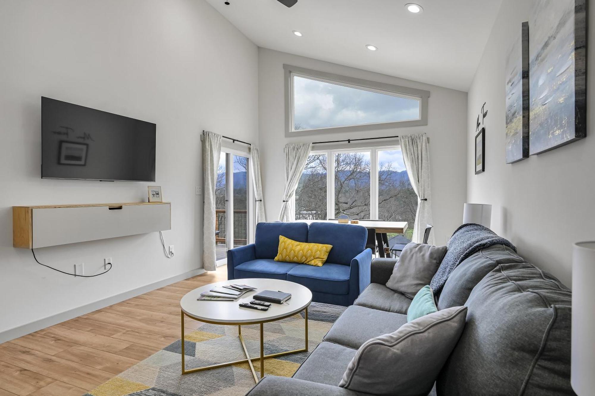 Вилла Mon Tresor, Modern Mountain Views With Deck Weaverville Экстерьер фото