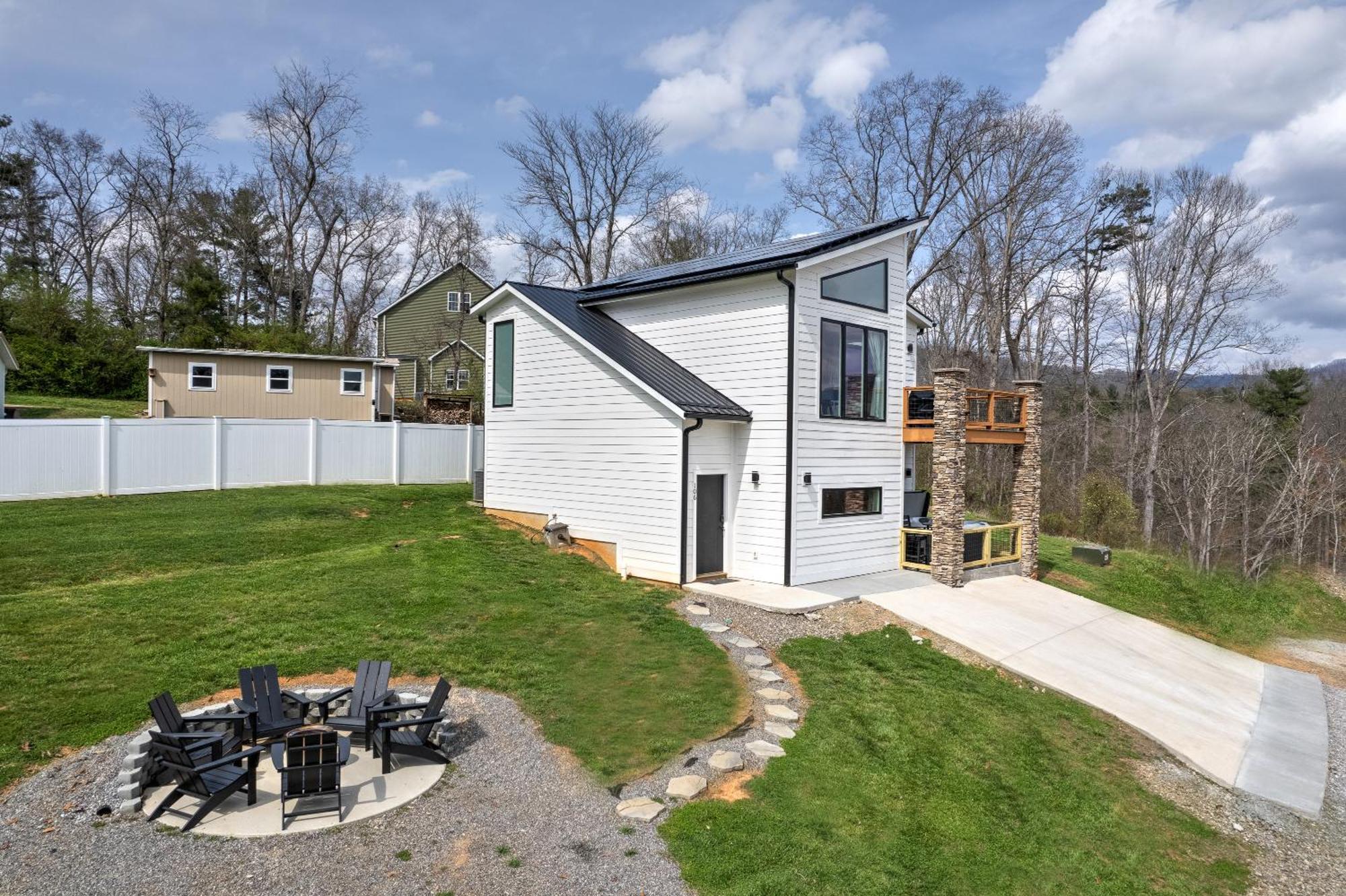 Вилла Mon Tresor, Modern Mountain Views With Deck Weaverville Экстерьер фото